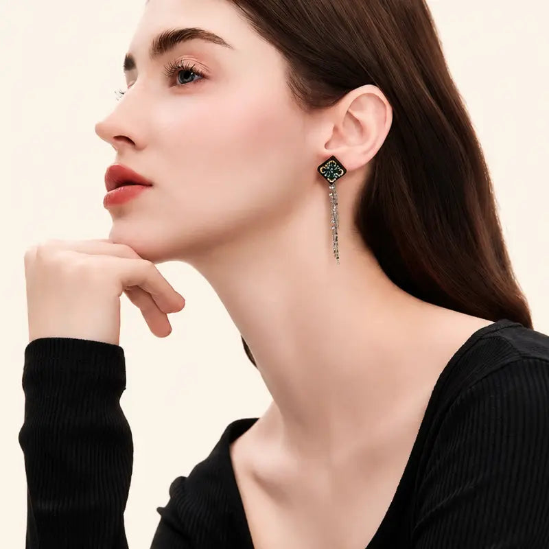 lacquer